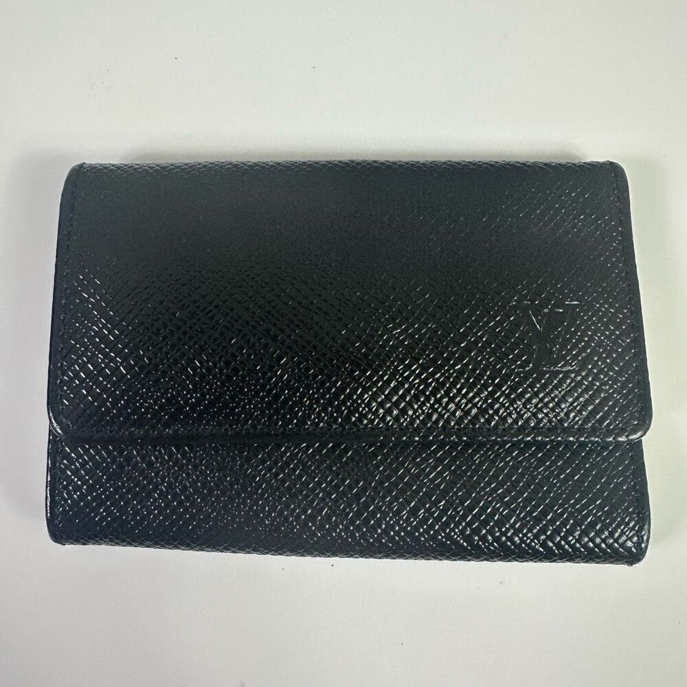 Louis Vuitton Black Taiga Leather 6‎ Key Case Holder